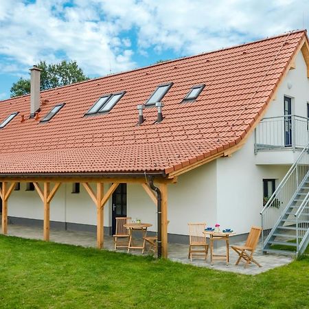 Apartmany Jedovary Trhové Sviny Εξωτερικό φωτογραφία