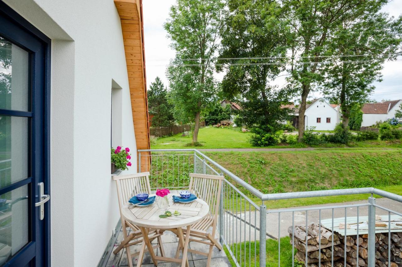 Apartmany Jedovary Trhové Sviny Εξωτερικό φωτογραφία