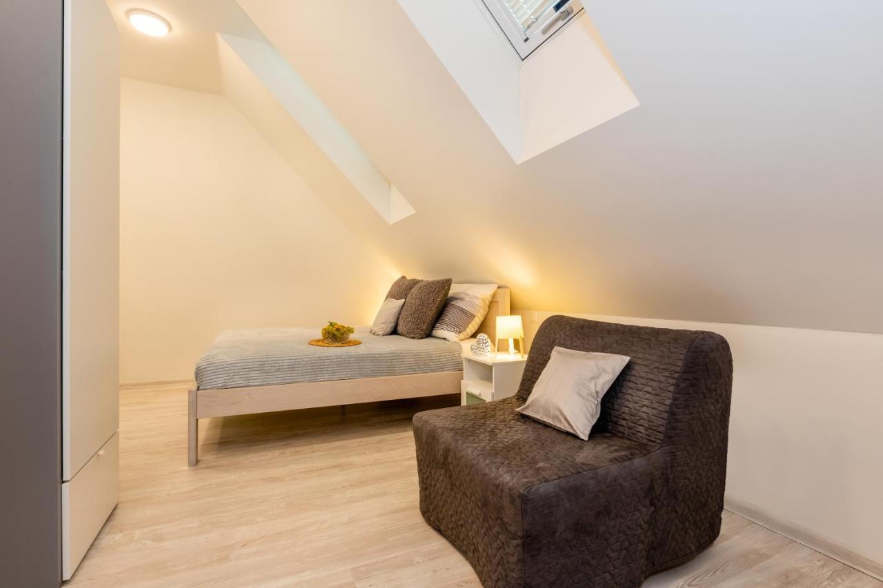 Apartmany Jedovary Trhové Sviny Εξωτερικό φωτογραφία