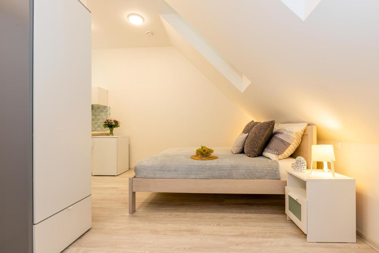 Apartmany Jedovary Trhové Sviny Εξωτερικό φωτογραφία